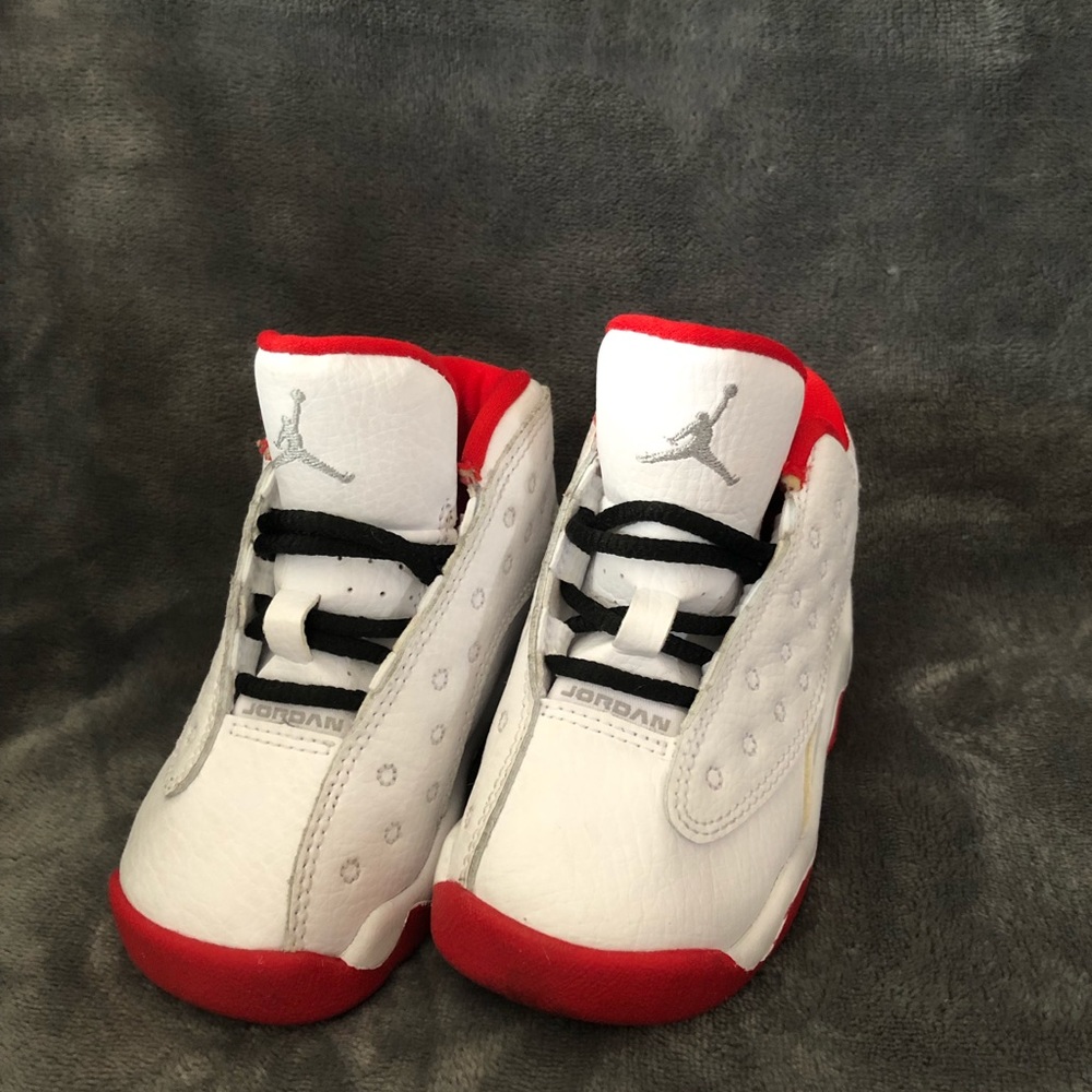 COPY - Toddler Jordan 13 sneakers